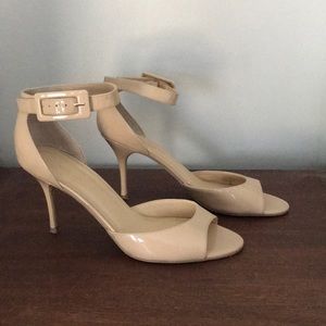 IVANKA TRUMP Heels Light Natural Patent size 9